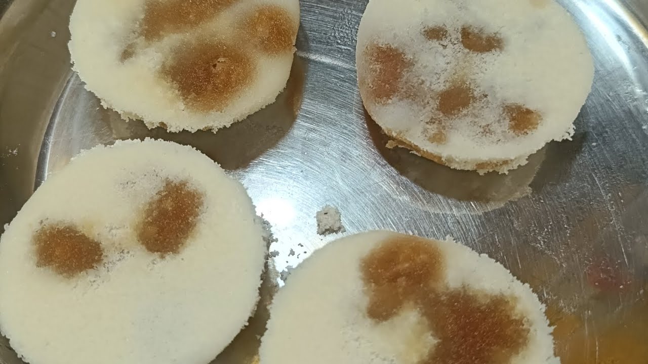 শীতের দুপুরে কষা মাংস সন্ধ্যেই ভাপা পিঠে তার সাথে অসাধারণ এক ফুলের দর্শন সব মিলিয়ে ছোট একটা ভিডিও 😊