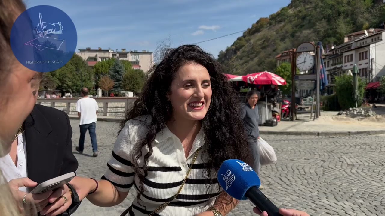 “Pe du ni Burre, jo si djemt e sotit qe nuk din pantollat me i vesh. Jena kan mire edhe pse kena...