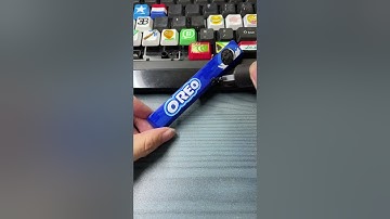 Drawing a Oreo on the space button #keyboard #shorts #diy #art #tiktok #trending