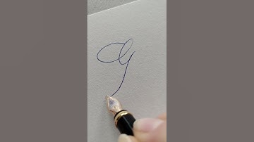 Letter G, beautiful handwriting with fountain pen