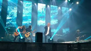 Tähti tähdistä kirkkain Raskasta Joulua live