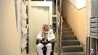 El calvario de una vecina de Portugalete por las deficientes obras de un ascensor