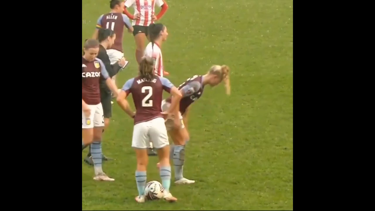Alisha Lehmann Got Bad Tackled By Sunderland Players😓
