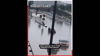 Vehicles stranded as flash floods hit Kesas, Bukit Jalil Highway