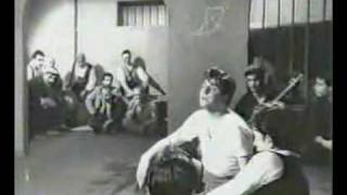 Zeki Müren  - Karadır kaşların (\