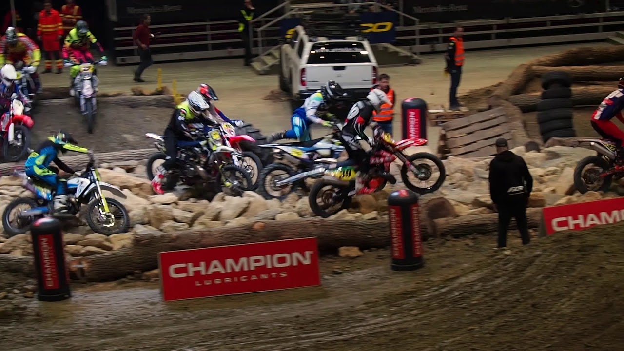 Így tombolt a Sportaréna Zsigovits Norbert győzelmekor