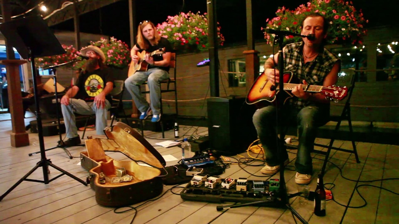 "I'm Forever Yours Faithfully" Cover by BB/JD Live The Cumberland Tap