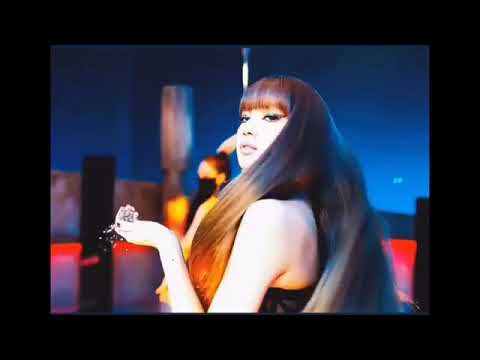 LISA SOLO MAGIC 🔥 👸👸❤❤🔥🔥🌍#BLACKPINK #SHORTS #HOWYOULIKETHAT #ONTHEGROUND #GONE #JENNIE #SOLO #LISA