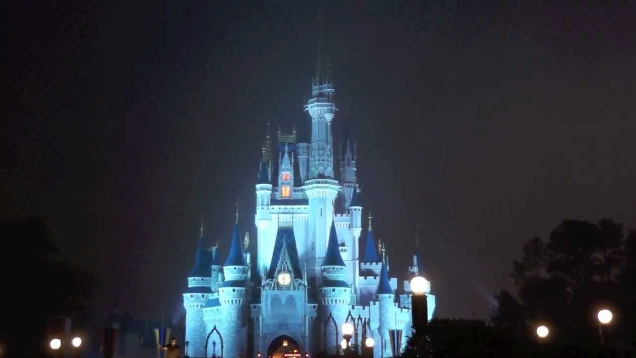 Kiss Goodnight Magic Kingdom closing ceremony at Cinderella Castle