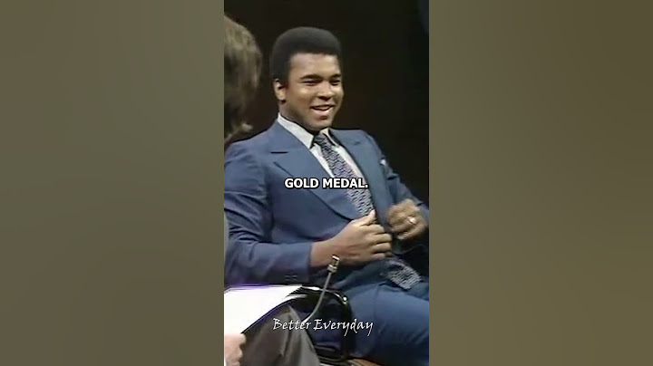 When Muhammad Ali Ordered Food With His Gold Medal 🥊