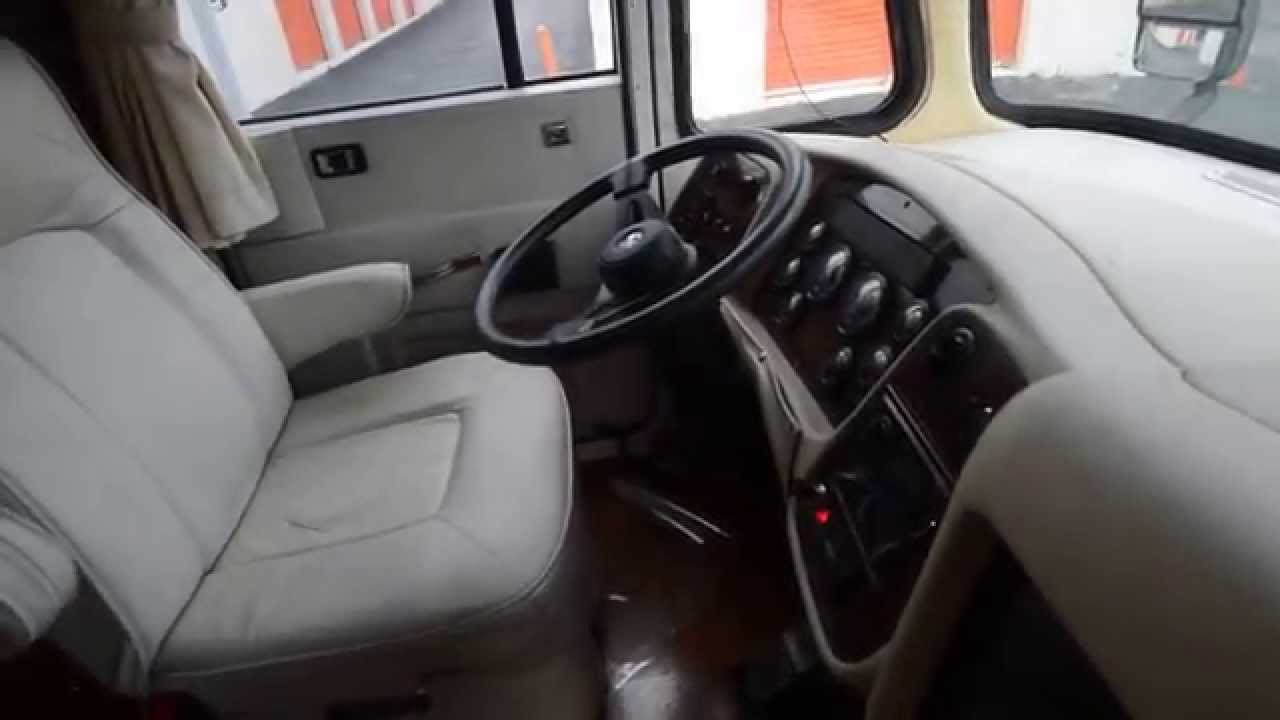 1999 TIFFIN ALLEGRO 32 FEET BUS