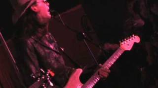 Rama Satria & the Electric Mojos 'Tabasco Woman' live at Nge-Blues in Campus, Maranatha
