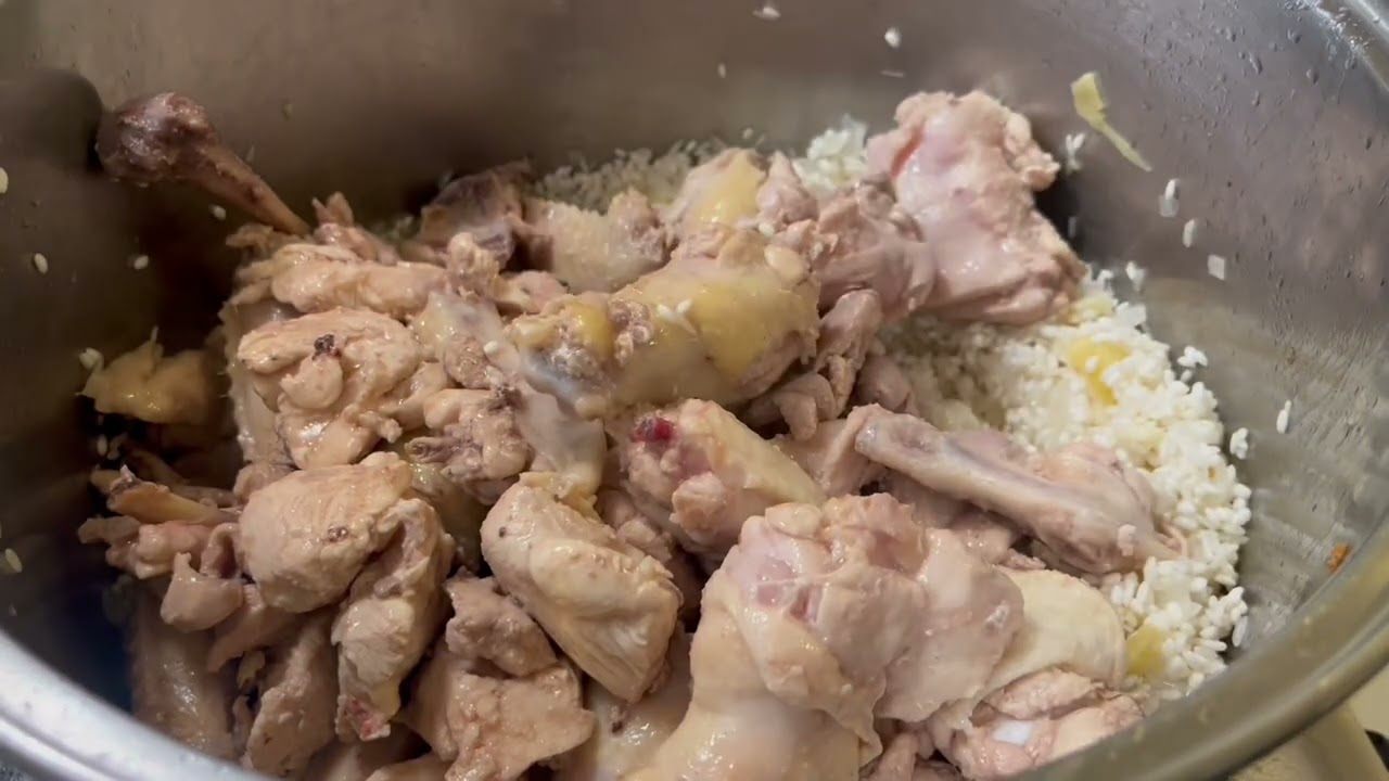 Arroz Caldo/Ginger Chicken Rice Soup (Filipino Savory Comfort Food)