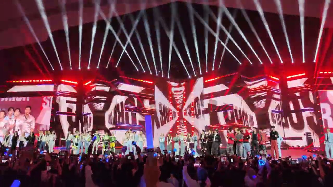 231007 Super Junior (슈퍼주니어) - ENCORE Sorry, Sorry (쏘리 쏘리) + ENDING @KCON SAUDI ARABIA 2023 FanCam 4K