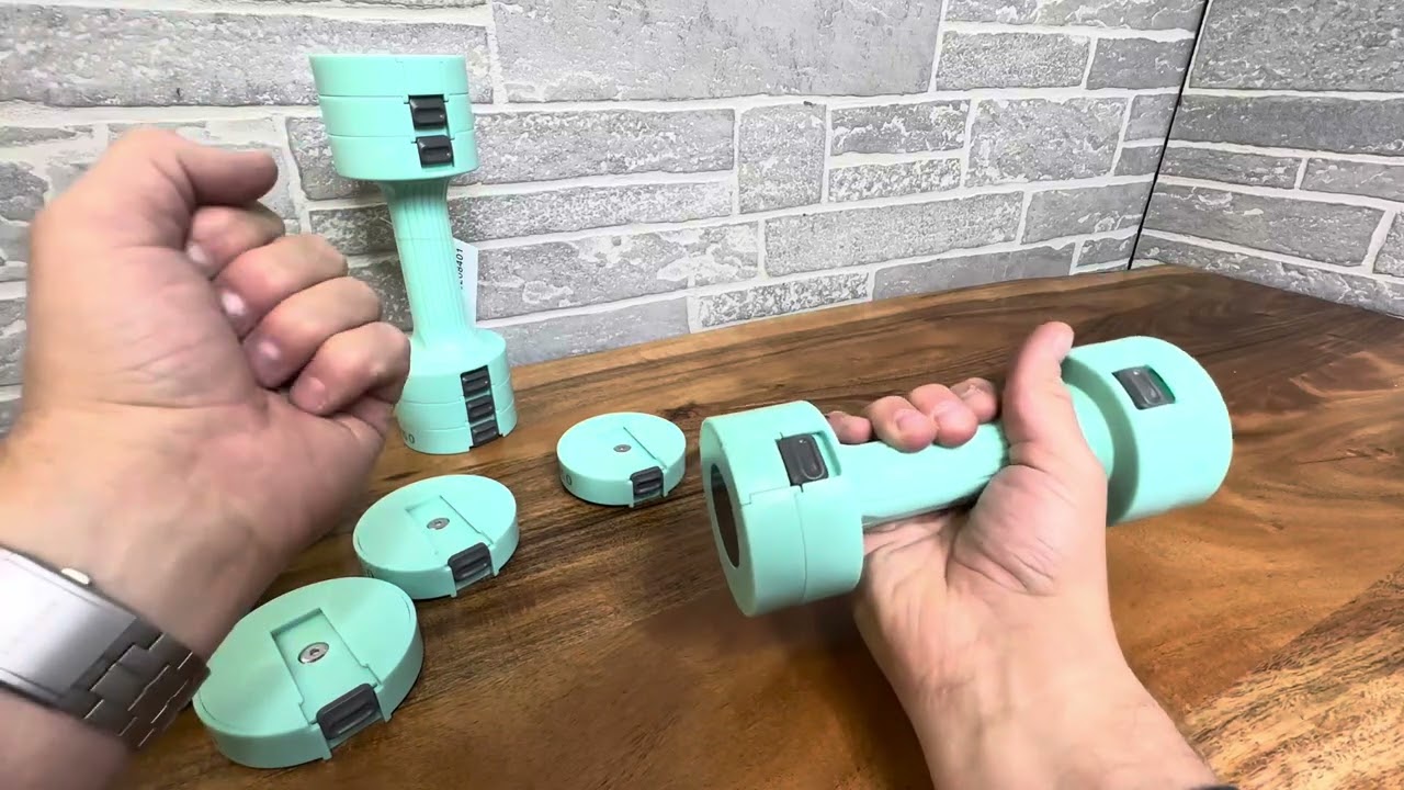 Cool and compact adjustable dumbbells