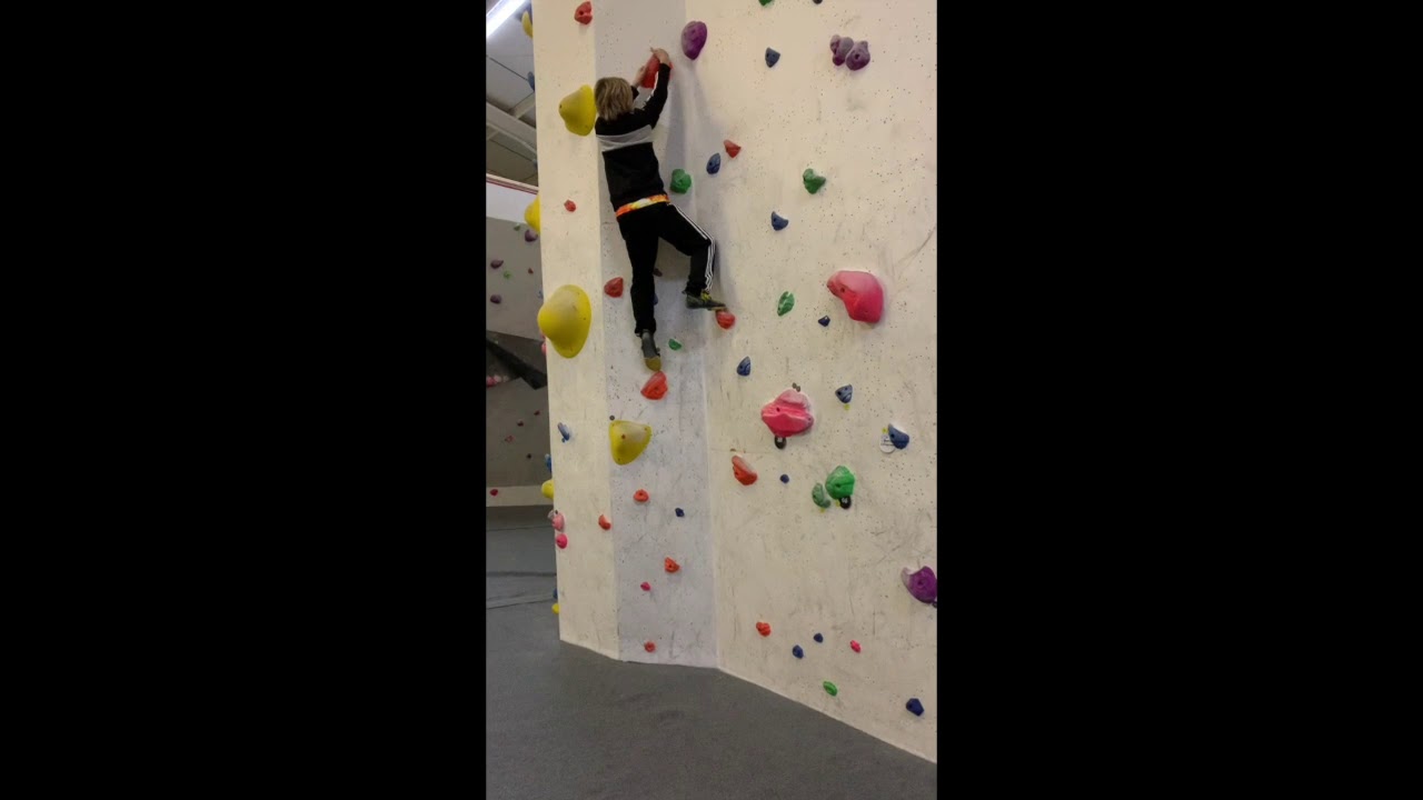 Bouldering at Flash Climbing YouTube