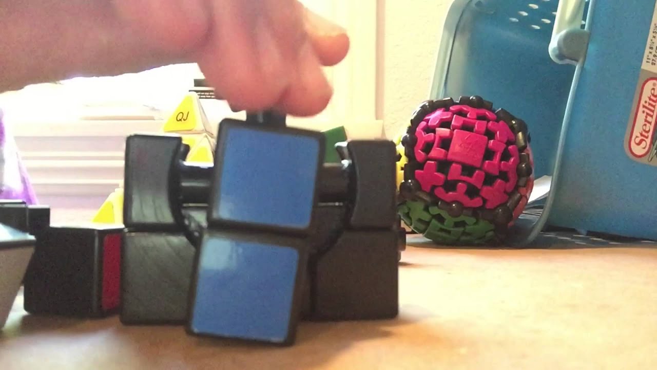 Take apart and put back together a Rubik's cube - YouTube