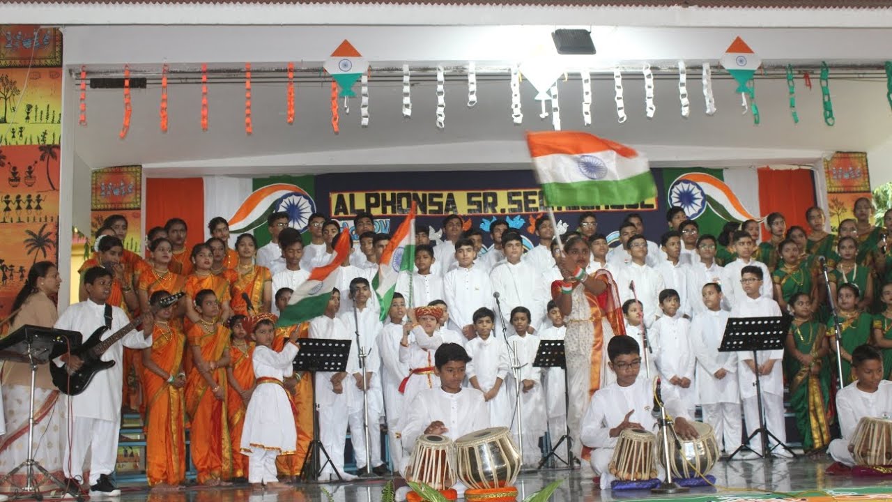 Independence Day Celebration 2024 Patriotic Song by Class V & IX Students
