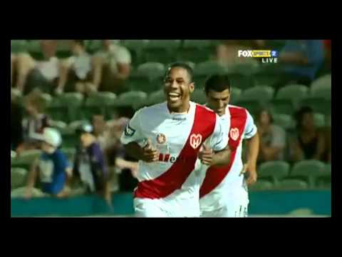 www.melbourneheartfc.com.au A wonder goal from Alex Terra has ensured Melbourne Heart FC extended its unbeaten run to four matches with a 1-1 draw with Perth Glory at nib Stadium. After a cross from Dean Heffernan on the left, Gerald Sibon used all his experience and composure to cushion a header back to Alex Terra. With his back to goal, the Brazilian deftly volleyed the ball up before producing an innovative bicycle kick which flew into the top left hand corner. Footage Owned By Fox Sports (Premier Media Group)