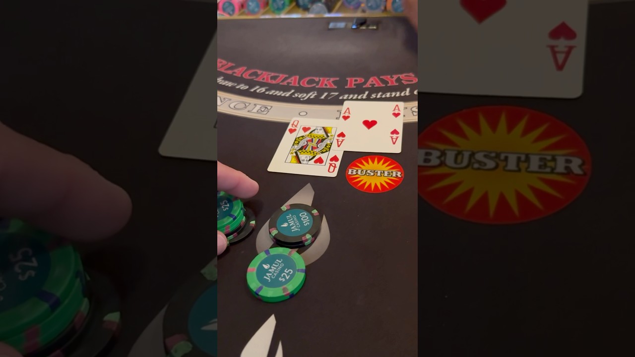 I turned 0 into 00 in 3 HANDS! 🙌 #blackjack #casino #gambling