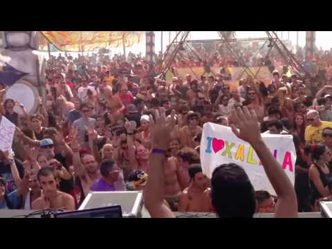Bizzare Contact Live - Xalala Dance @ Freedom Festival 2013 (Hd)