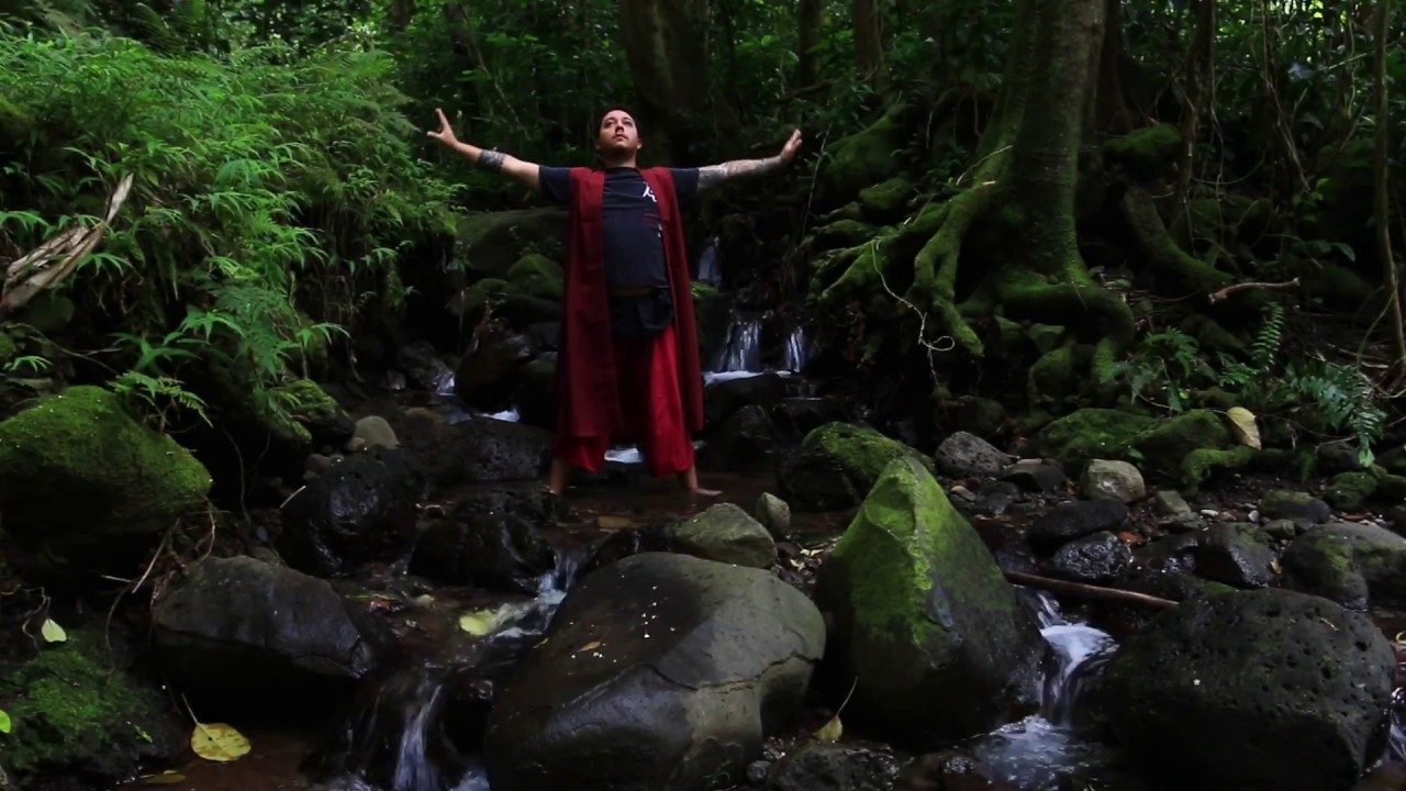 Second Standing Ch'i Kung Form: "Supporting Heaven" in the Taoist 8 Silken Forms Series