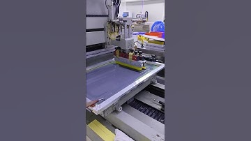 Silicone button screen printing machine, remote control button running table screen printing machine