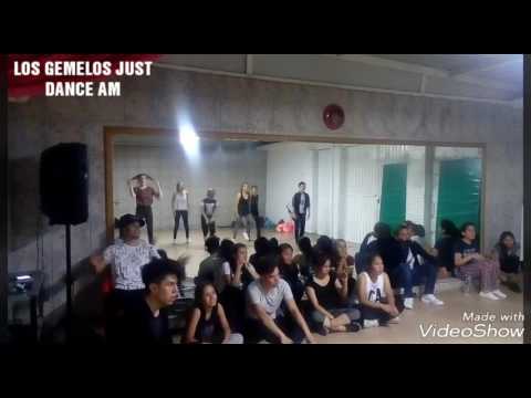 LOS GEMELOS JUST DANCE AM camera iphone 8 plus apk