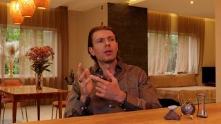 видео: Сильное притяжение и мысли о человеке. Что делать? картинка: Сильное притяжение и мысли о человеке. Что делать?