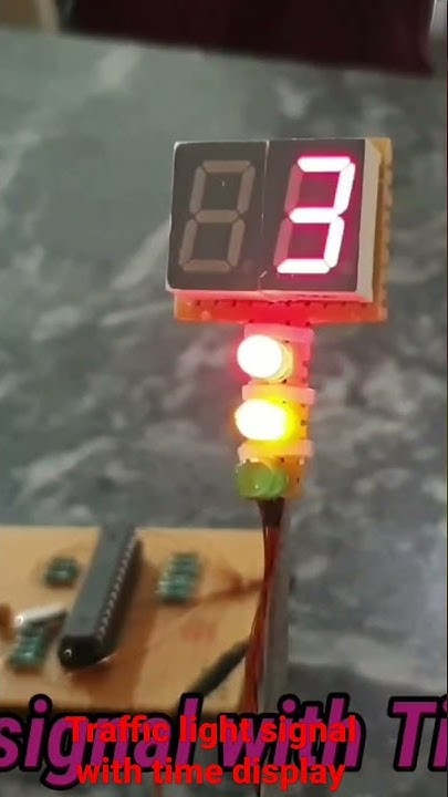 traffic light signal with time display - YouTube