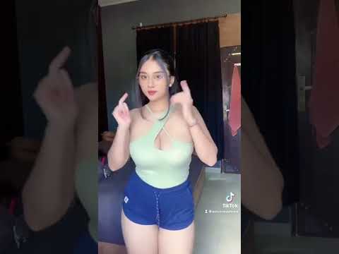 terbaru tiktok sri ayu tarisa cewek bali #tiktok #shorts