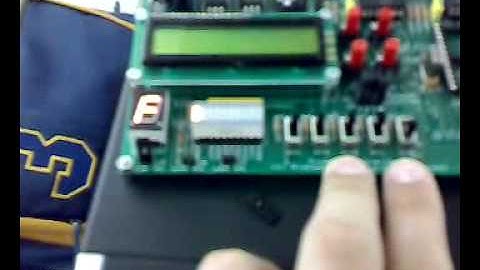 Display 7 segmentos en PIC16F84