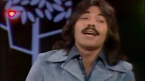 TONY ORLANDO AND DAWN - MEEDLEY 1971 (KNOCK THREE TIMES, TIE A YELLOW RIBBON ROUND THE OLE OAK TREE)