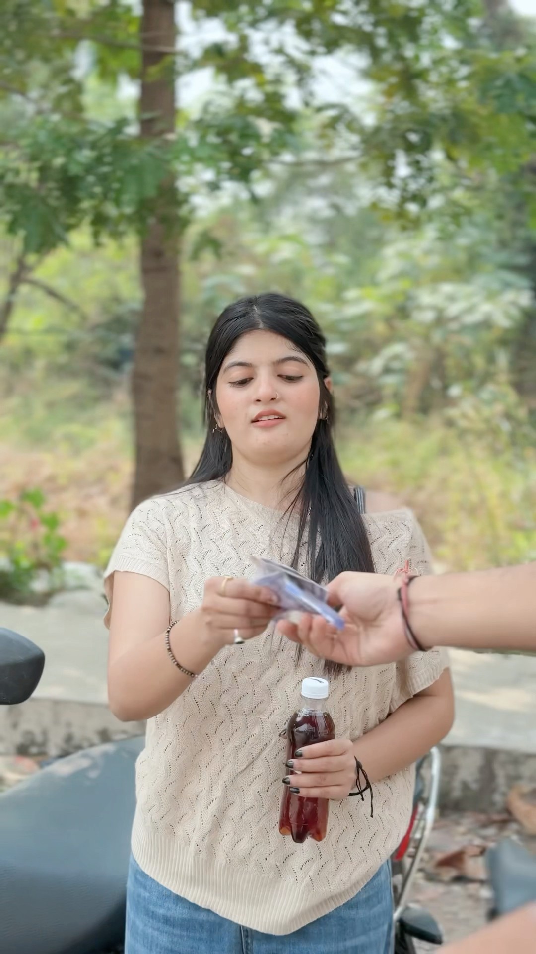 Ladaki ka Dimaag??|| wait for the end || tiyaa ||shubham #trending #flipkartfashion #flipkarthaul