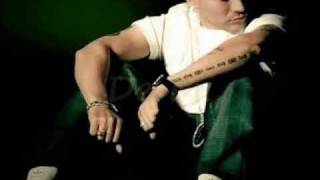 Watch Frankie J Quien video