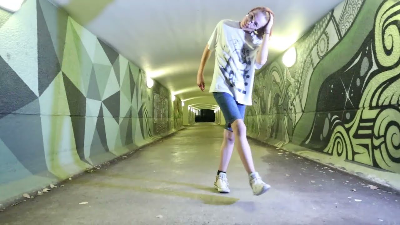 blue eclipse (Official Music Video)