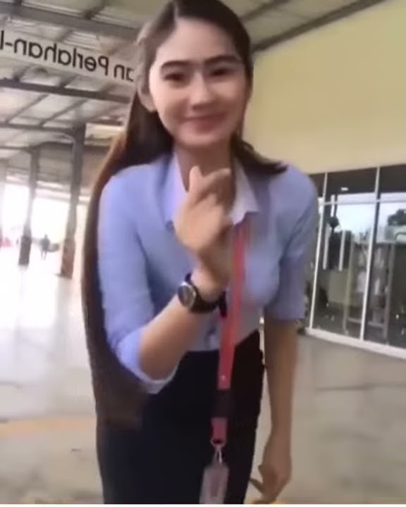Viral!! (Karyawan cantik)