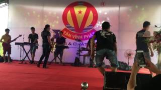 Anh danh trong ba dao trong bui tap dot dieu cha cha van sung va phieu lam cơ