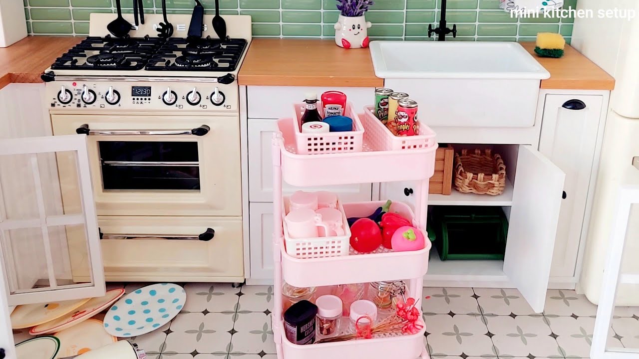 Diy Tiny Kitchen Hacks: Genius Tips to Maximize Small Spaces