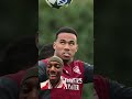 Gabriel is obsessed with headers🤣 #gabriel #arsenal #coyg #arsenalfc