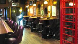 Pub Video