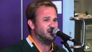 Video thumbnail of "Robbie Wessels sings, Fikile Mbalula, on MBD"