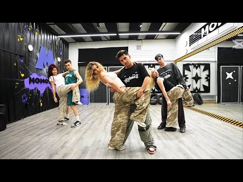 KARM6 “ÖNÜMÜZ YAZ” Dans Pratiği Mirrored 