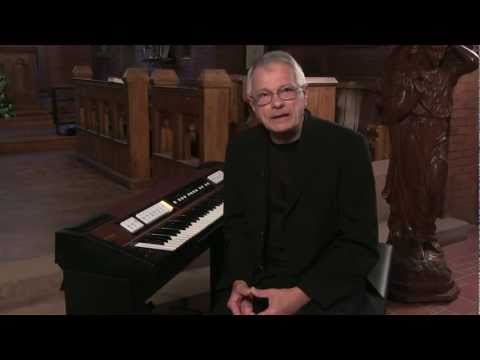 Roland C-200 Classic Organ - Hector Olivera - Overview and Musical Performance