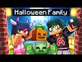 Having A HALLOWEEN FAMILY Having A HALLOWEEN FAMILY