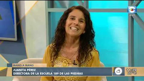 MANO A MANO: Juanita Prez ~ de mendigar a director...