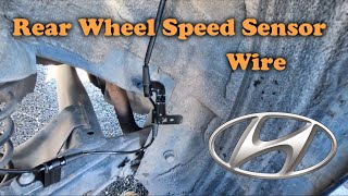 How To Replace Back Wheel Speed Sensor Hyundai Accent (2018 - 2022) How To Change Rear Abs Speed Sensor 2015 2018 Hyundai Sonata