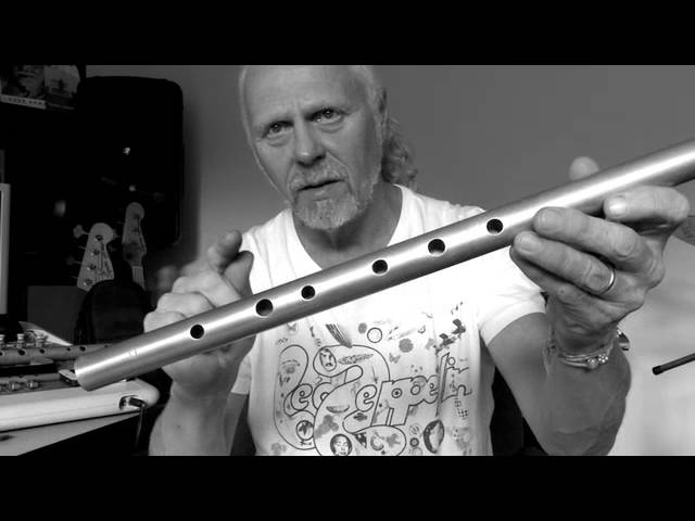 Chieftain V5 D v Thunderbird D - YouTube