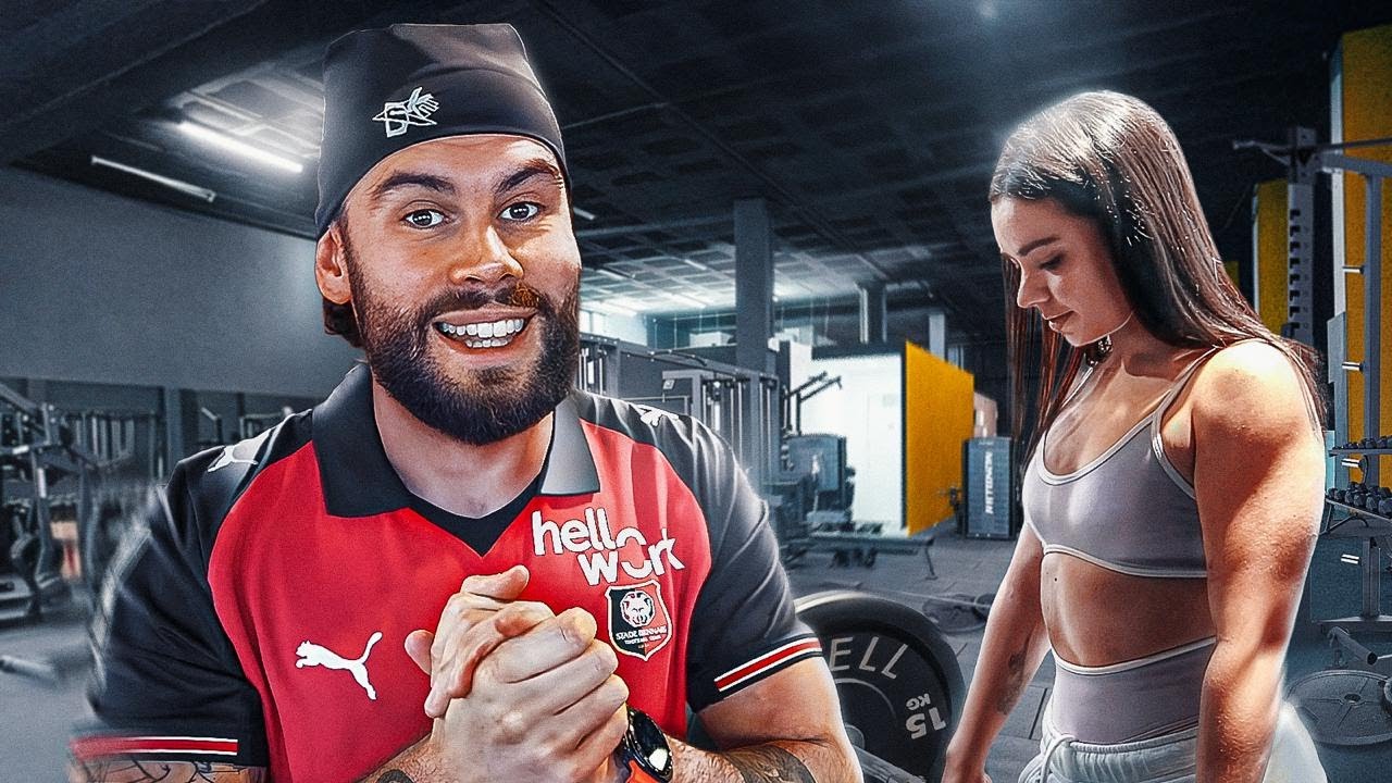 Lola Dumenil me montre sa Séance de Muscu Parfaite !