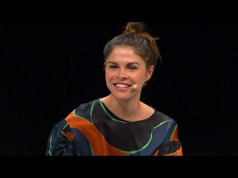 Emily Weiss on the Insights That Grew Glossier - With Amy Buechler at the Female Founders Conference thumbnail